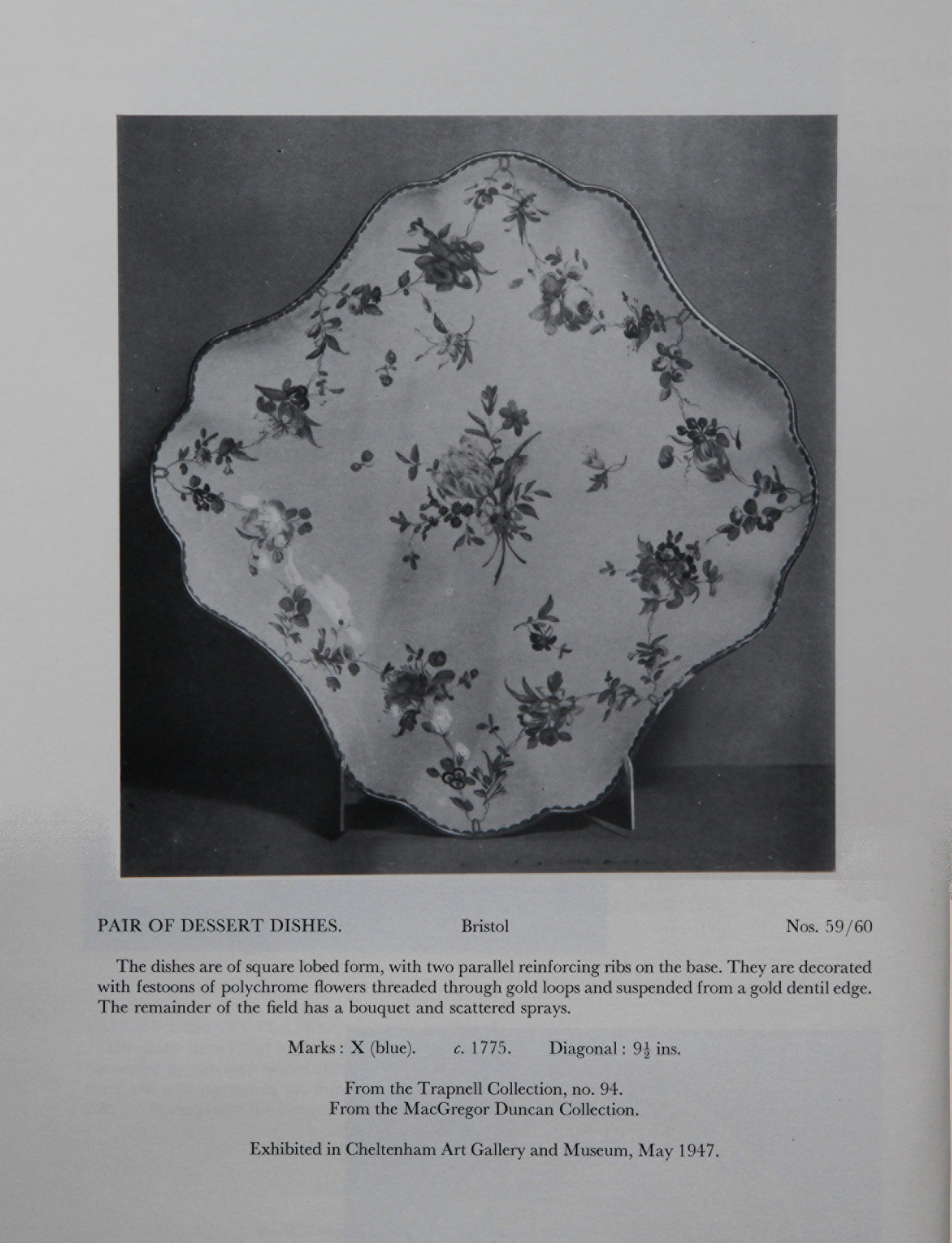A pair of square, lobed dessert dishes with garlands hanging from gilt loops, Nos. 59/60 from the Mackenna Collection