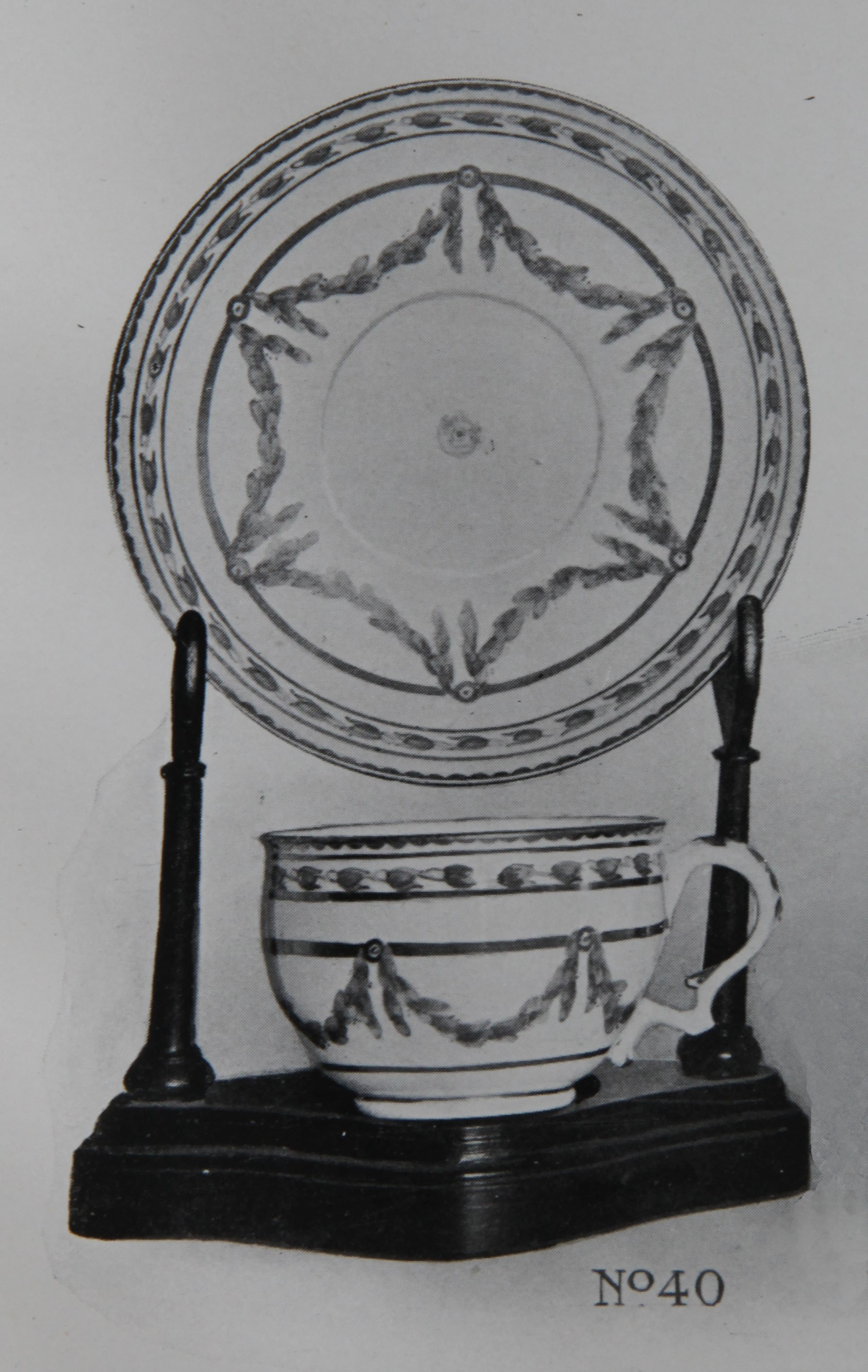 A laurel swag cup and saucer, No. 40 in the Trapnell Collection