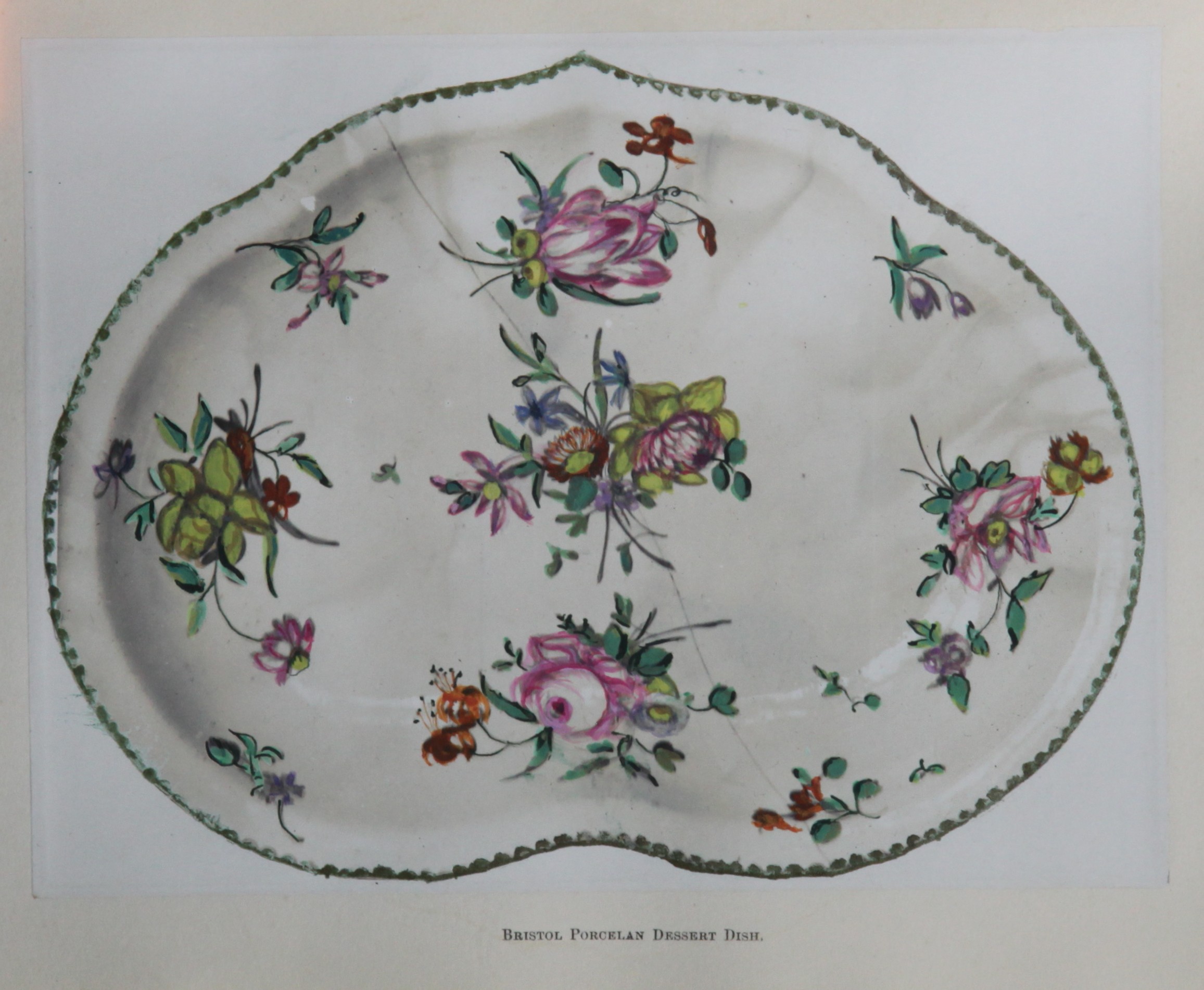 Dessert dish with sprays of flowers surrounded by a gilt dentil rim